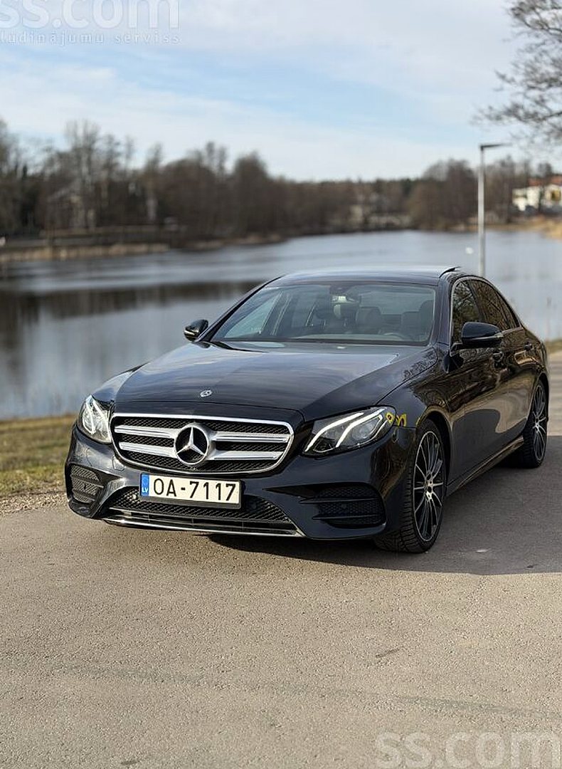 Mercedes-Benz E200