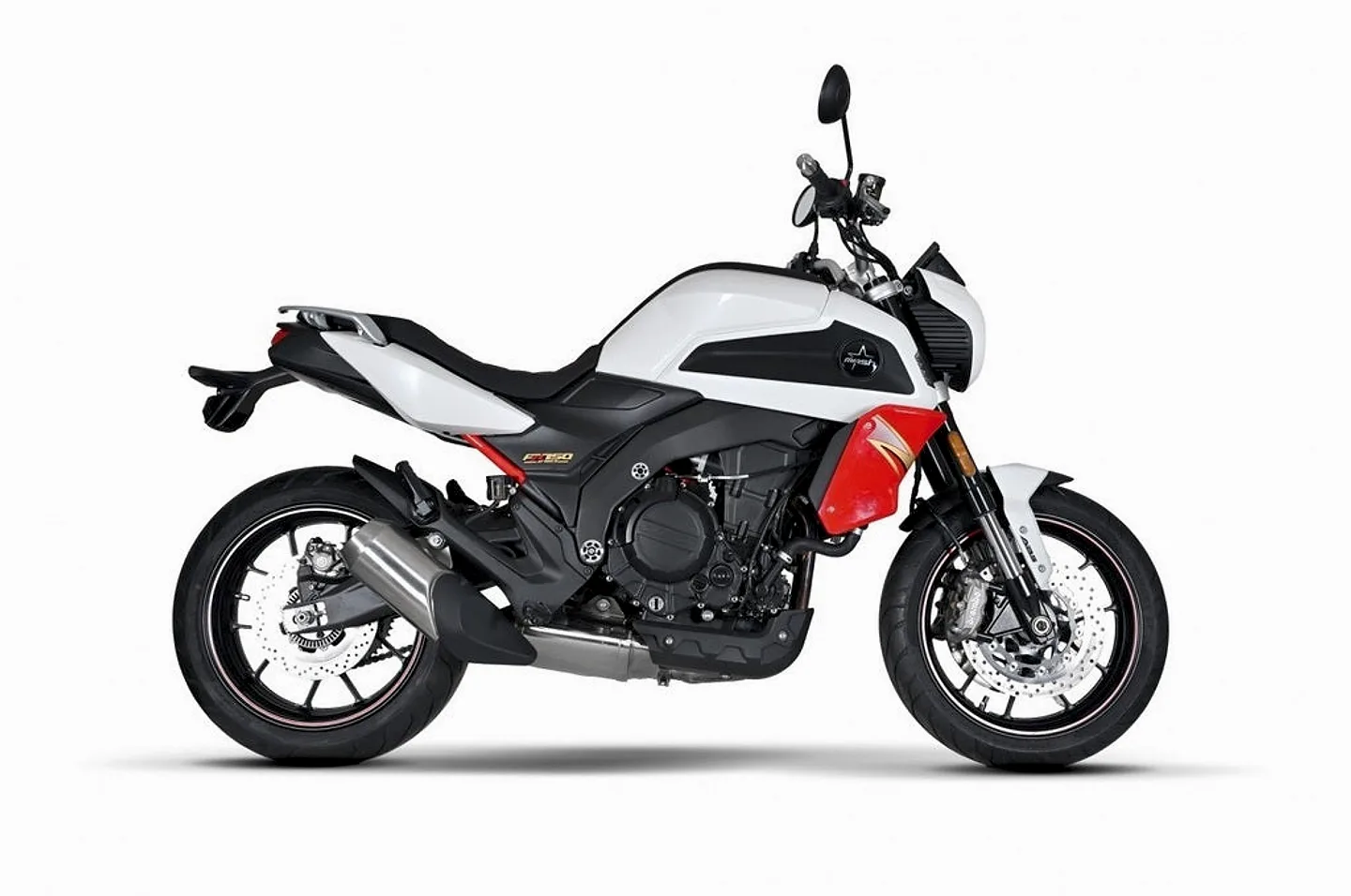 Mash FR750 750cc - White, 2026. gads