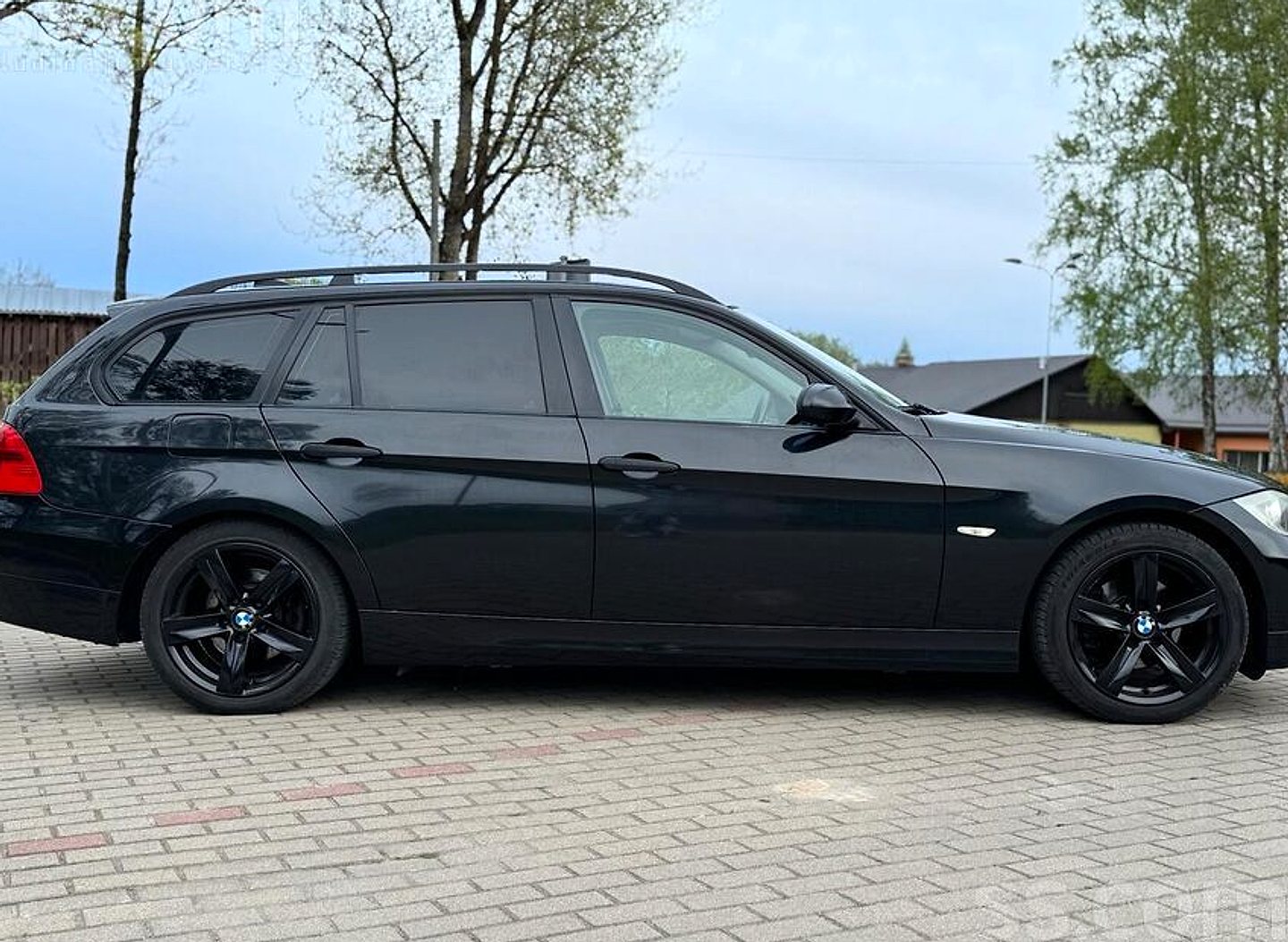 BMW 320 — foto 6