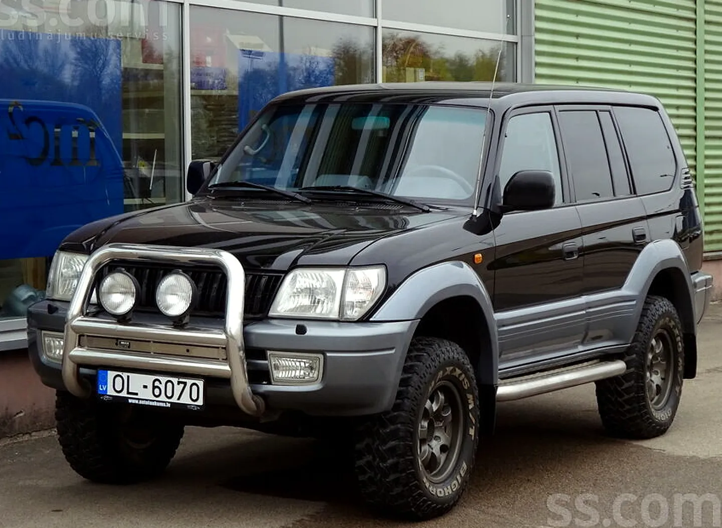 Toyota Land Cruiser, 2000. gads