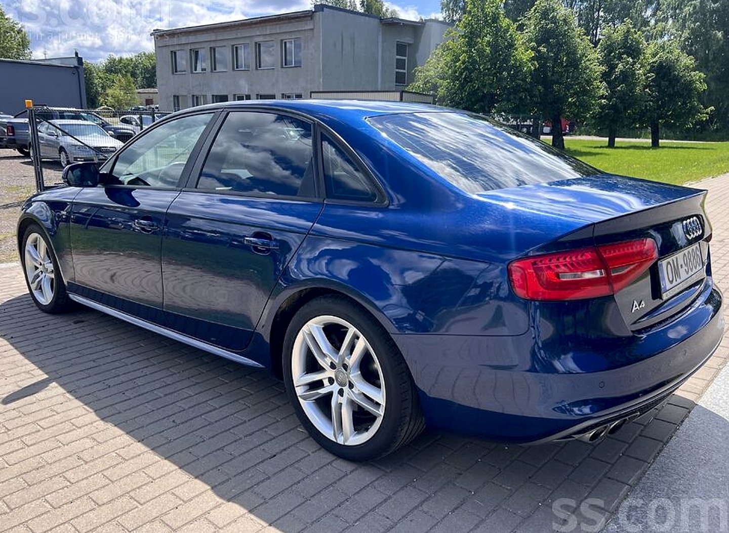 Audi A4 — foto 6