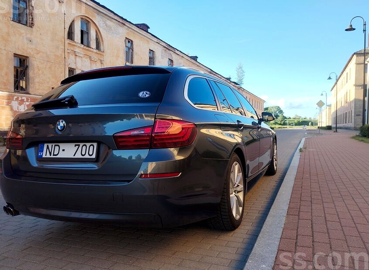 BMW 520 — foto 3