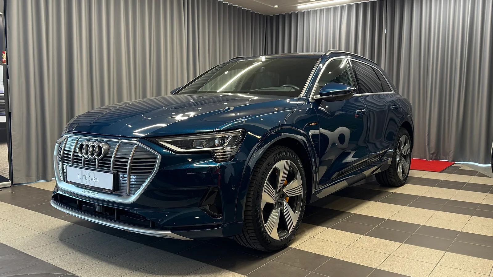 Audi E-Tron 55, 2018. gads