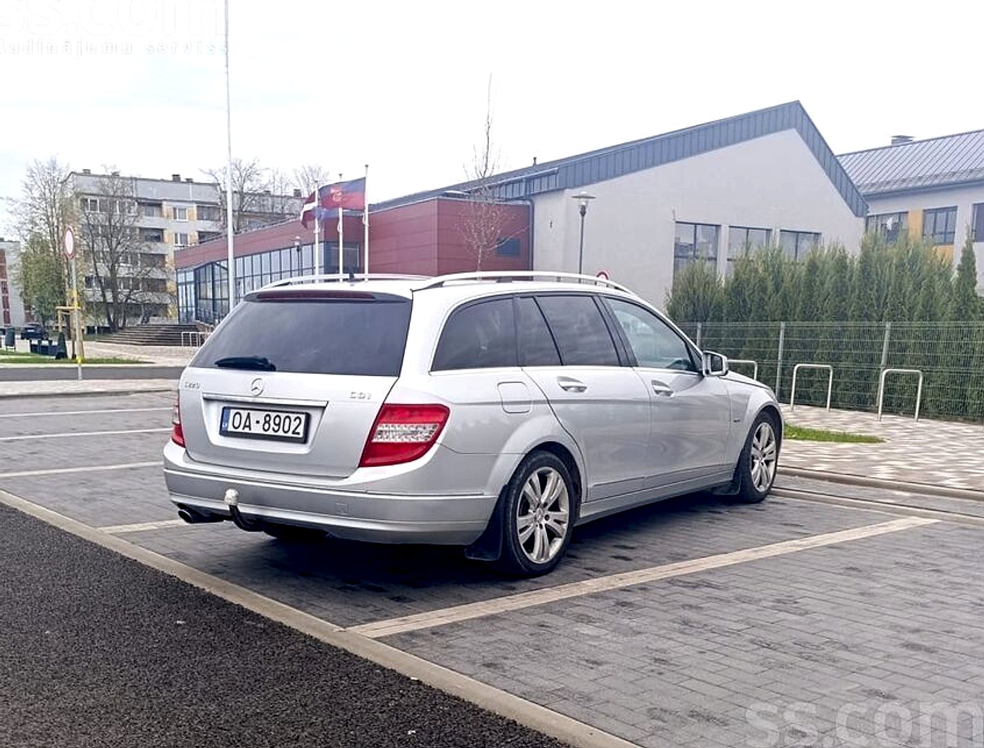 Mercedes-Benz C220 — foto 3