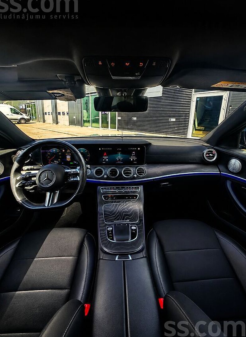 Mercedes-Benz E220 — foto 5