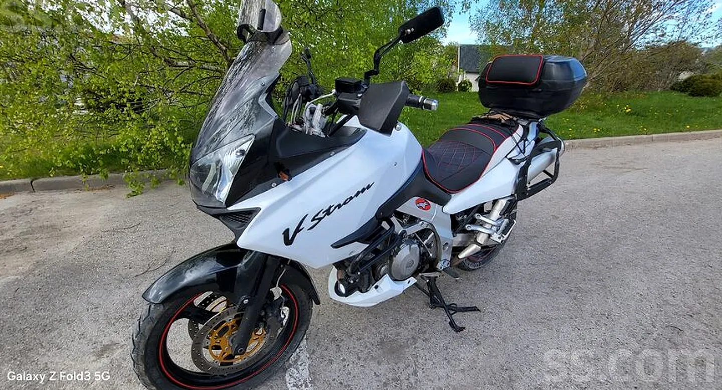 Suzuki Dl 1000 v-stro, 2002. gads