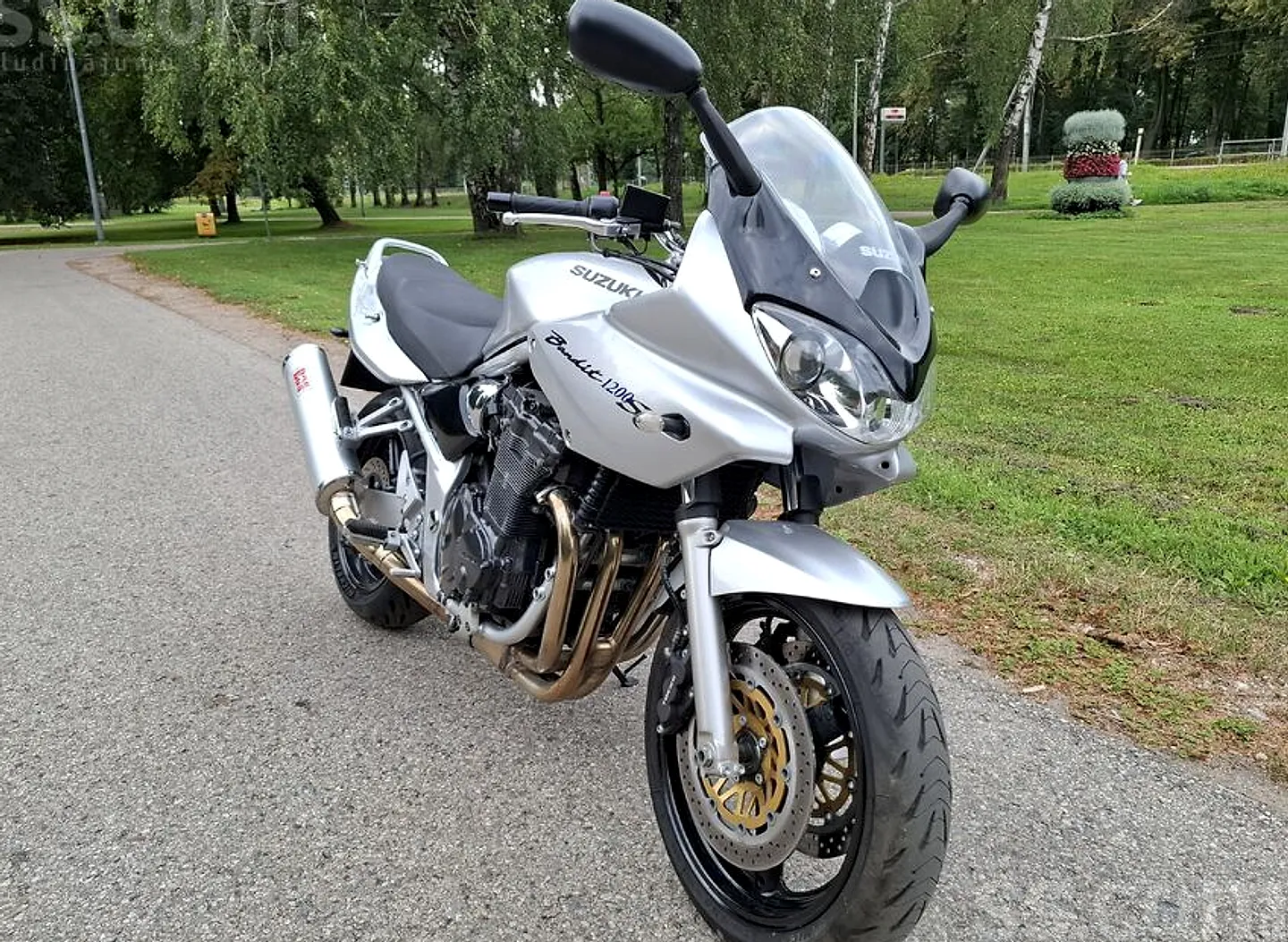Suzuki Gsf1200