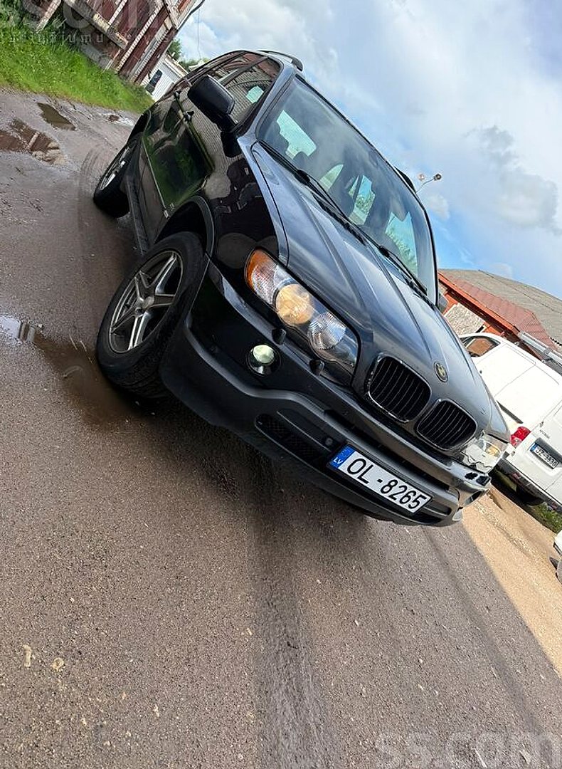 BMW X5 — foto 4