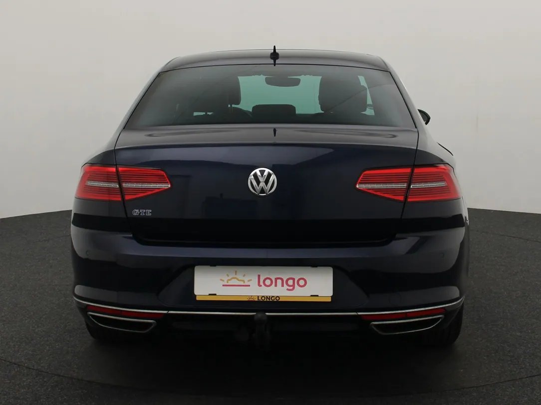 Volkswagen Passat B8 — foto 6