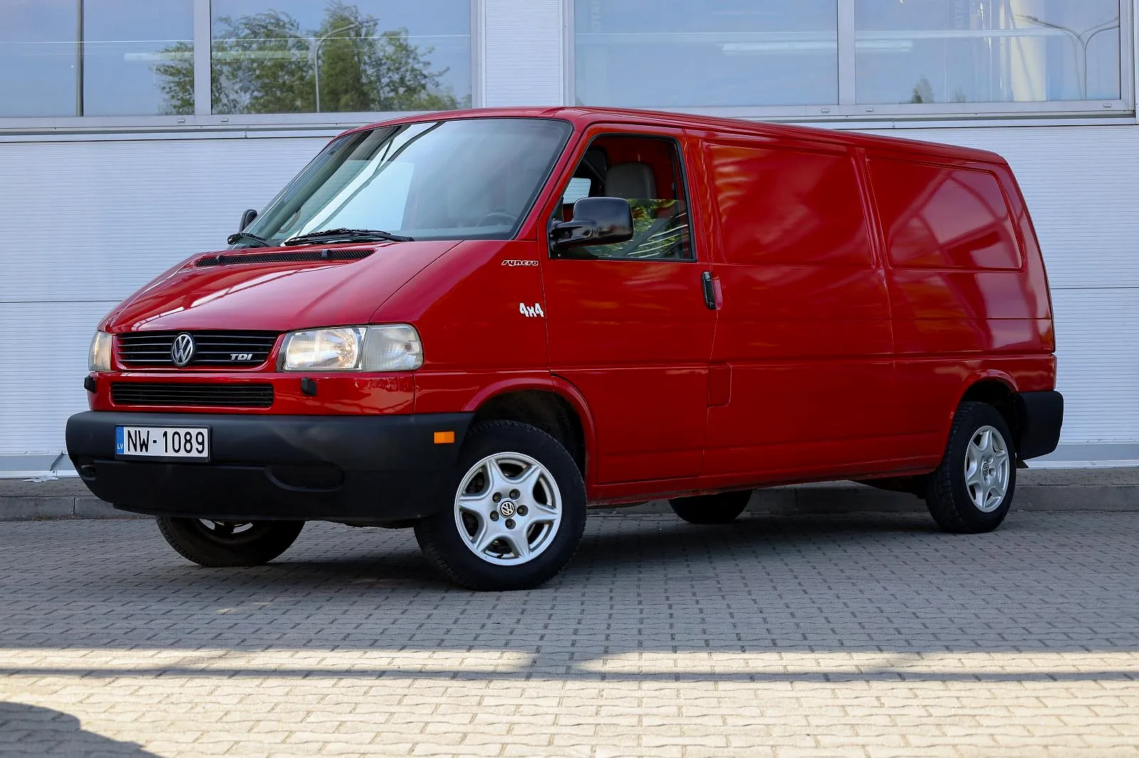 Volkswagen Transporter, 2004. gads