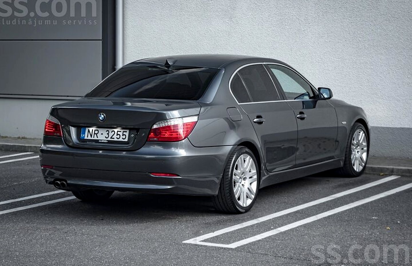 BMW 525 — foto 4