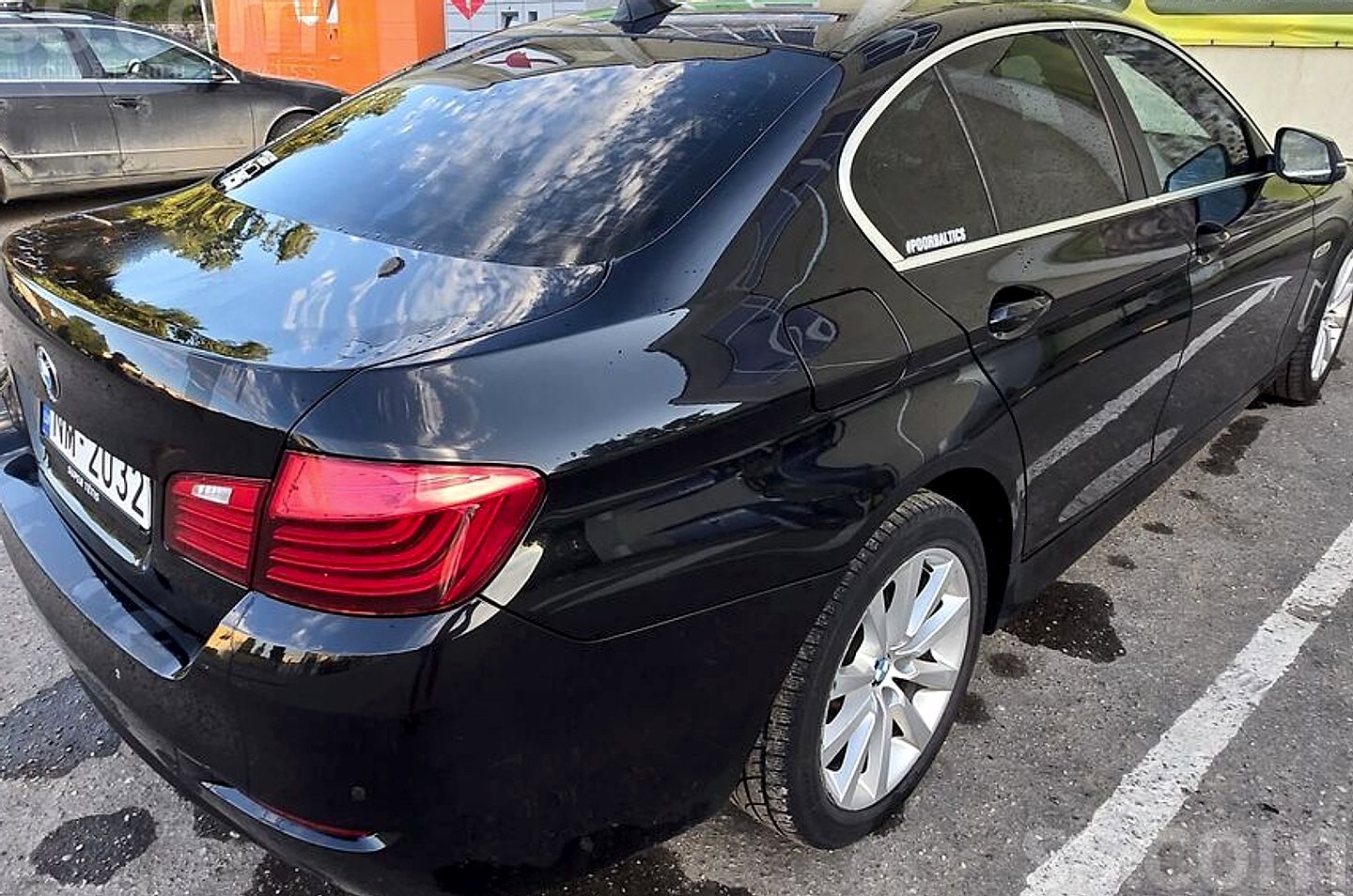BMW 528 — foto 6