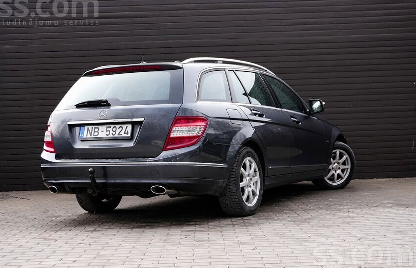 Mercedes-Benz C320 — foto 3