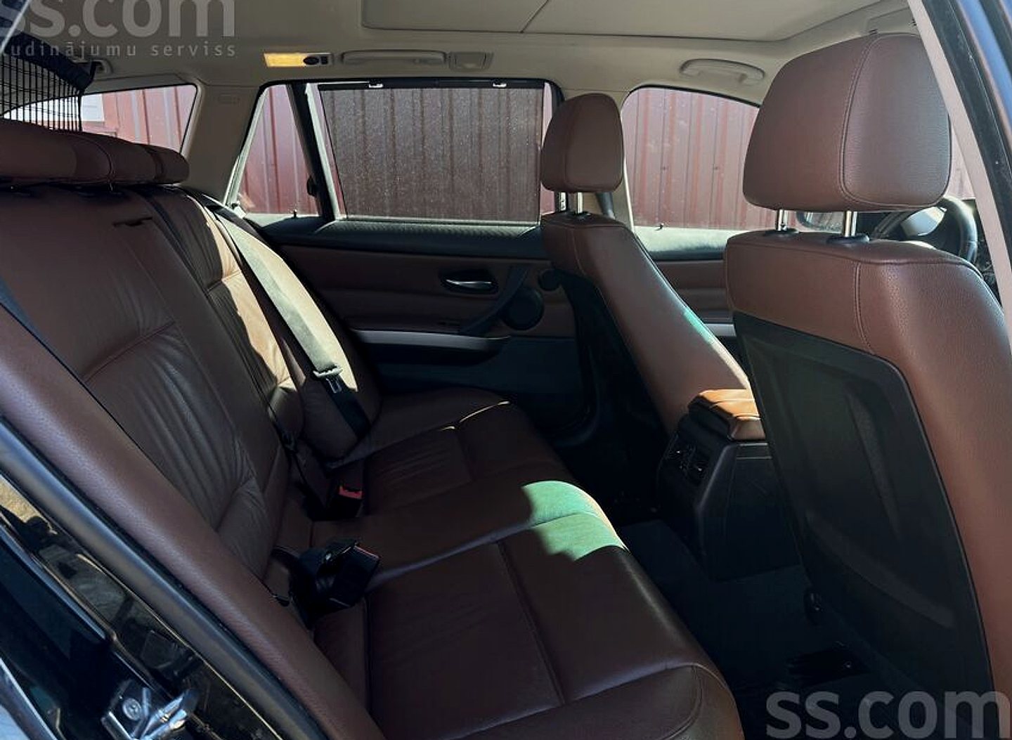 BMW 320 — foto 3