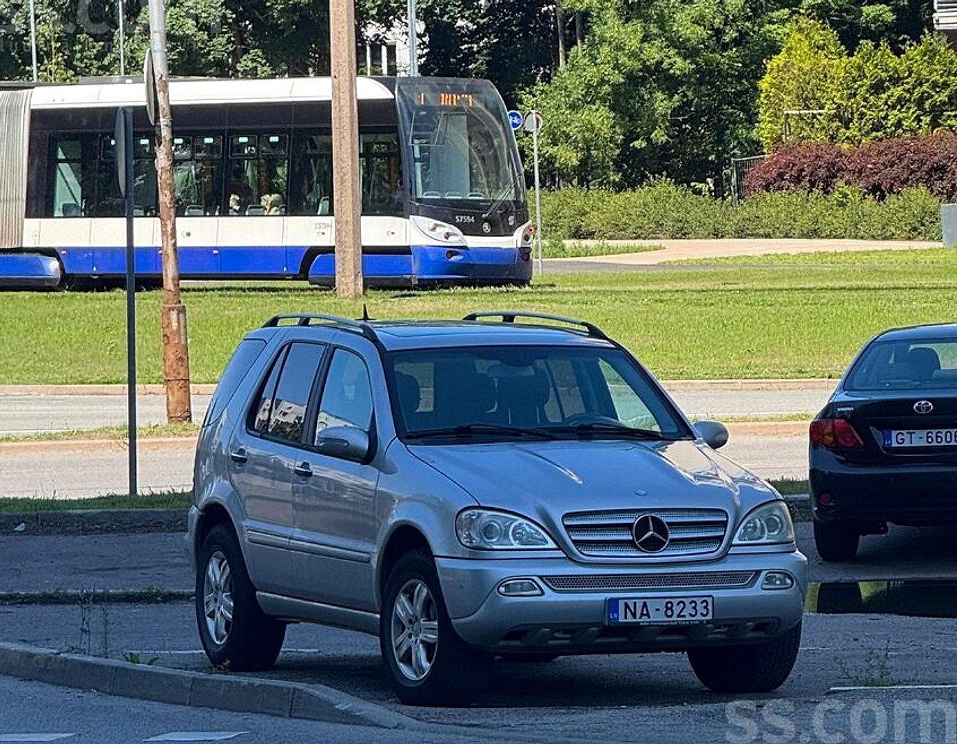 Mercedes-Benz ML270
