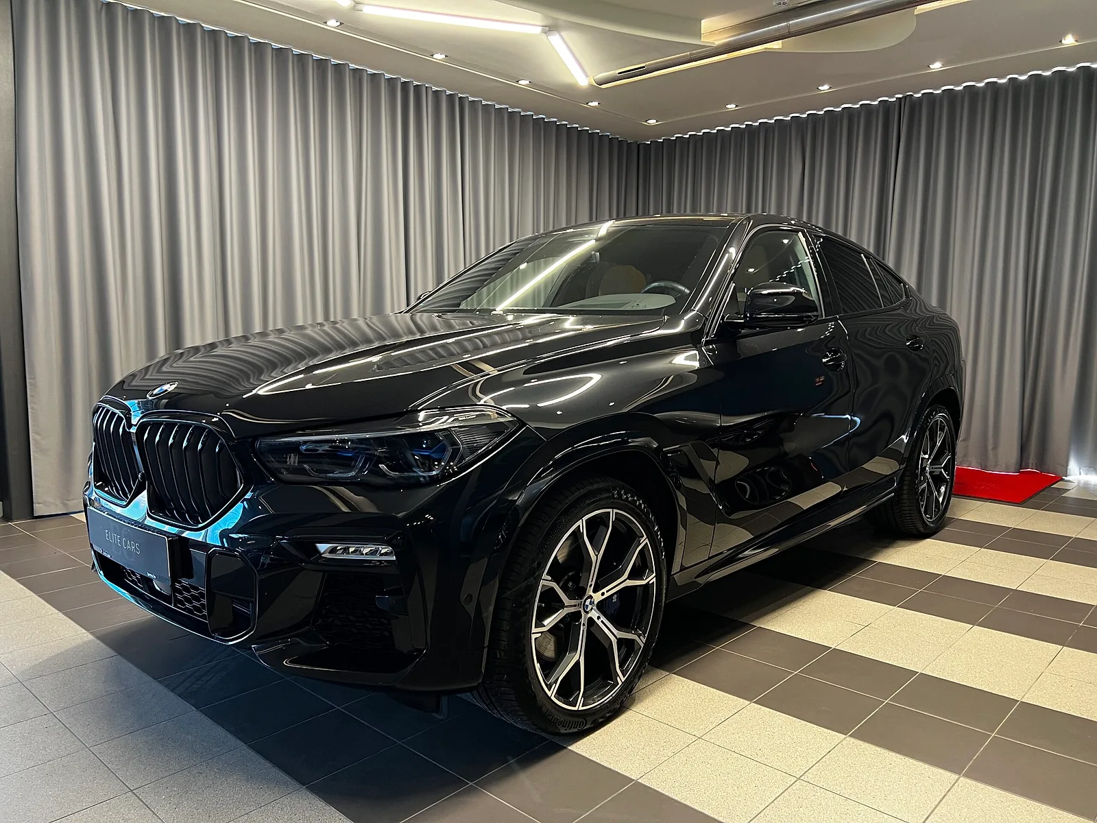 BMW X6, 2021. gads