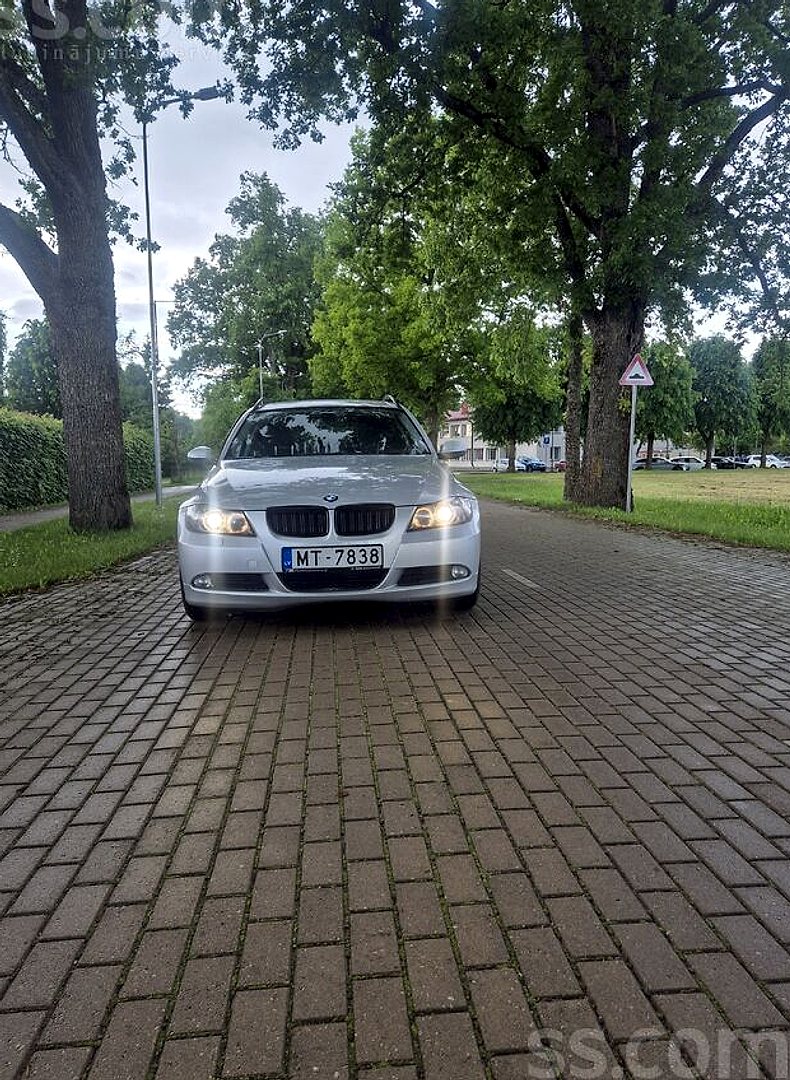 BMW 320 — foto 2