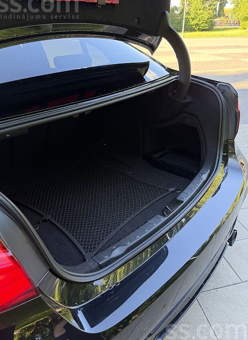 BMW 330 — foto 6