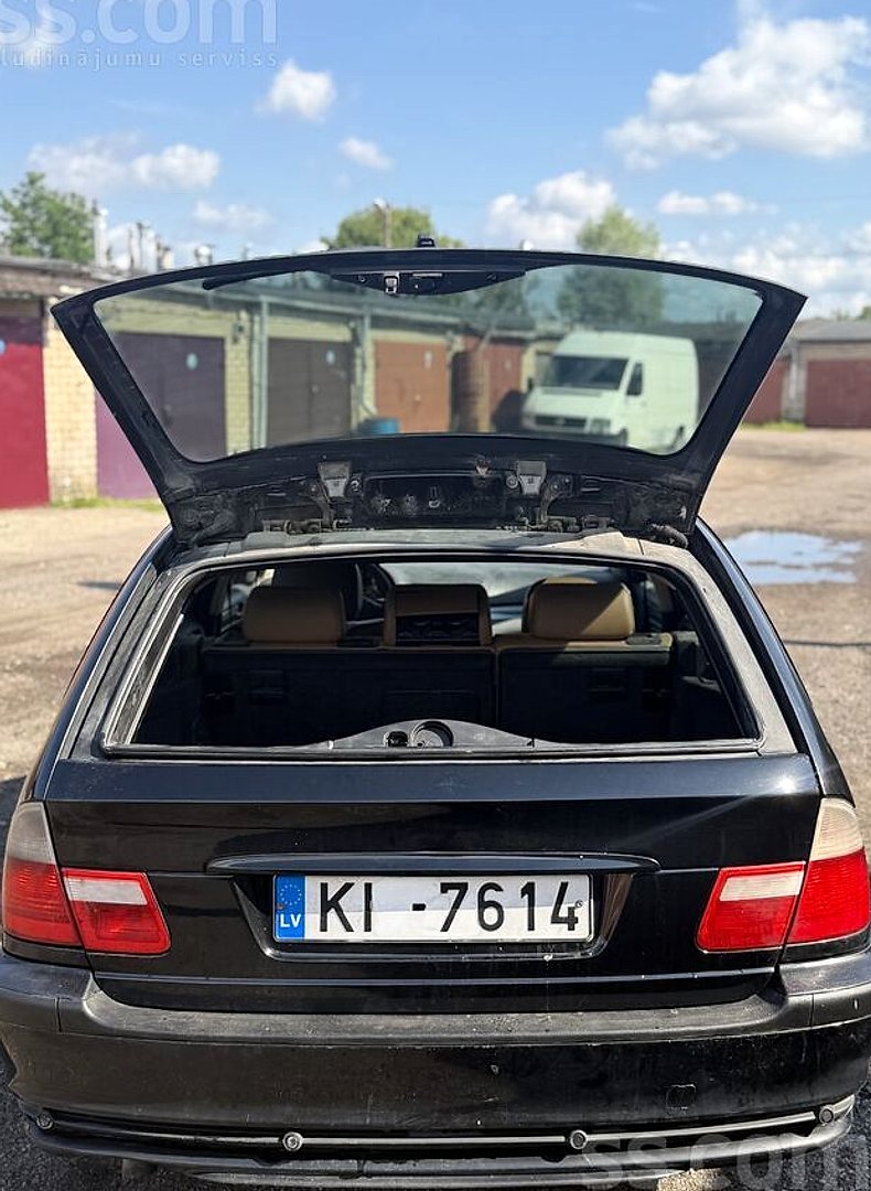 BMW 320 — foto 5
