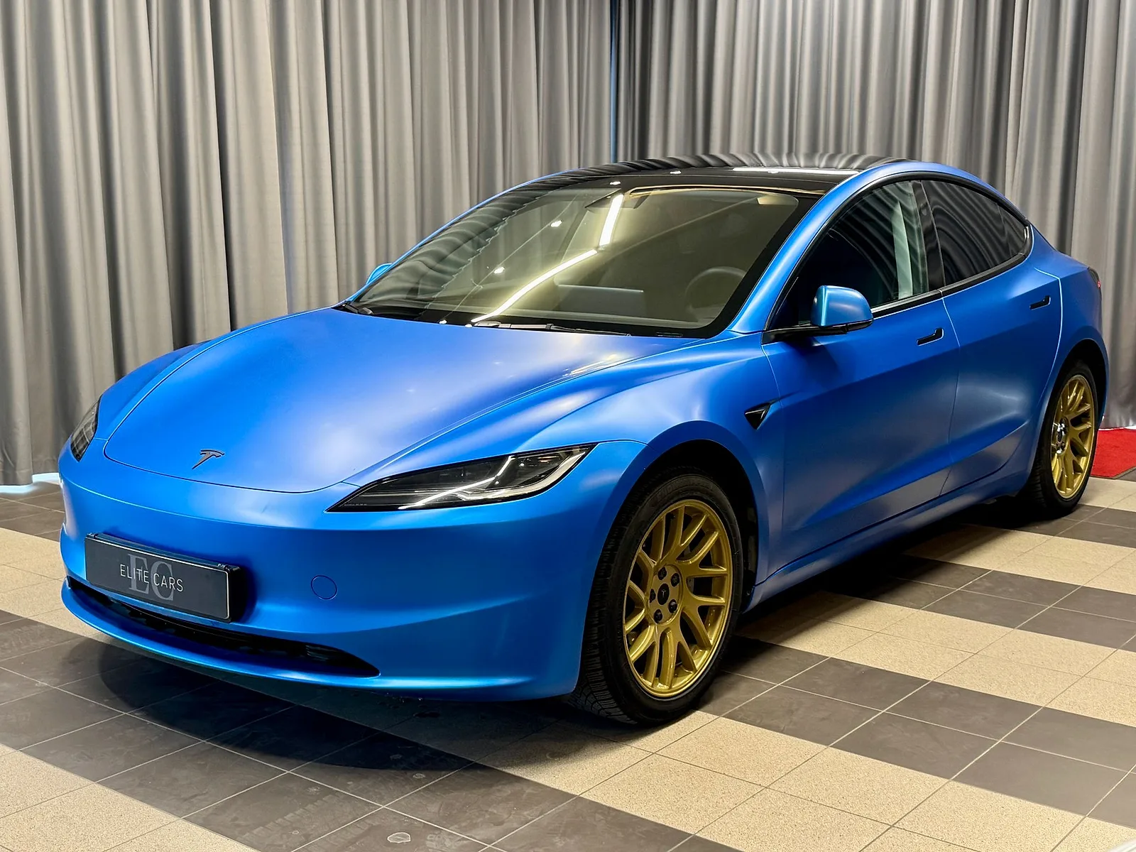 Tesla Model 3, 2023. gads