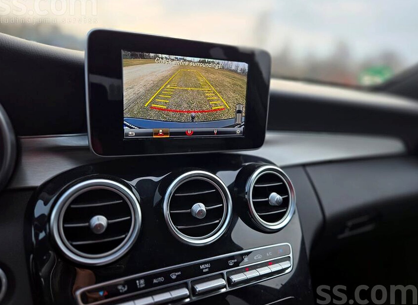 Mercedes-Benz C220 — foto 5