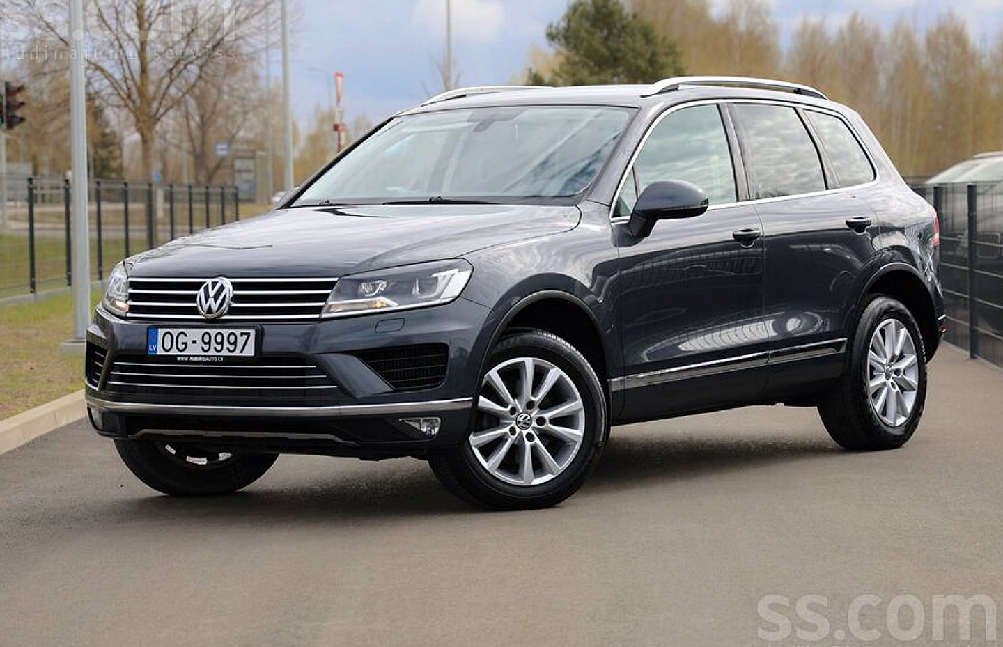 Volkswagen Touareg, 2015. gads