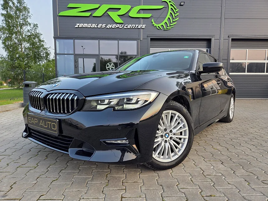 BMW 330, 2020. gads