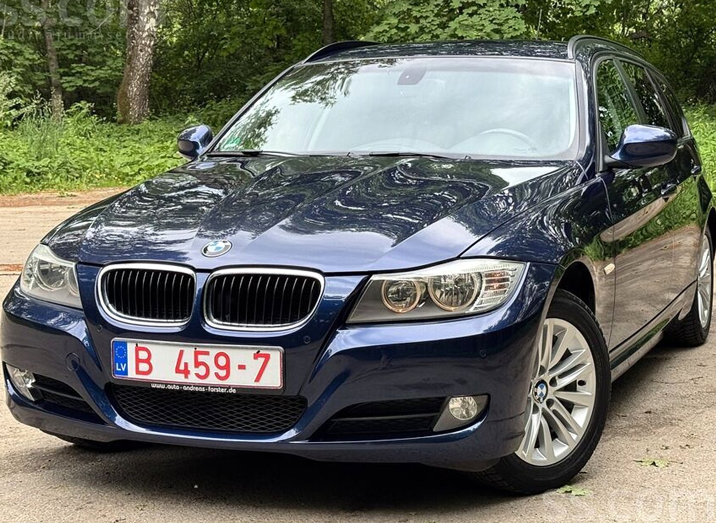 BMW 320 — foto 2