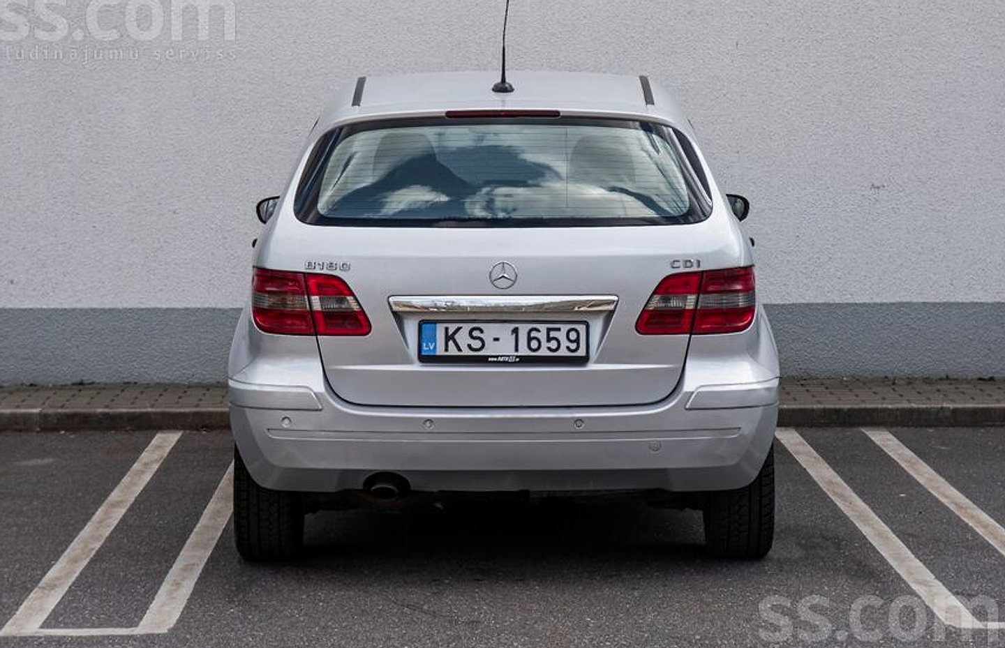 Mercedes-Benz B180 — foto 5