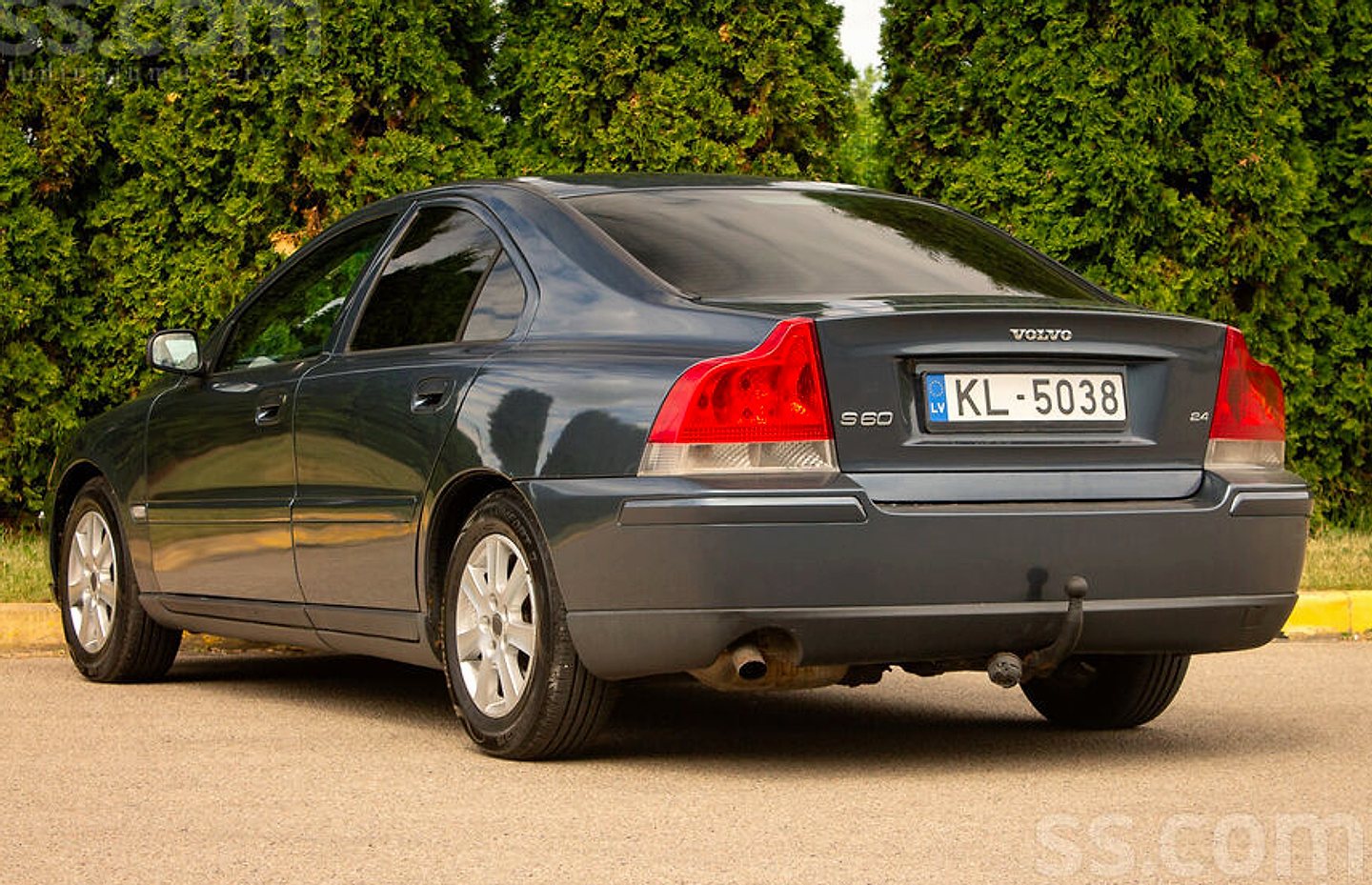 Volvo S60 — foto 4