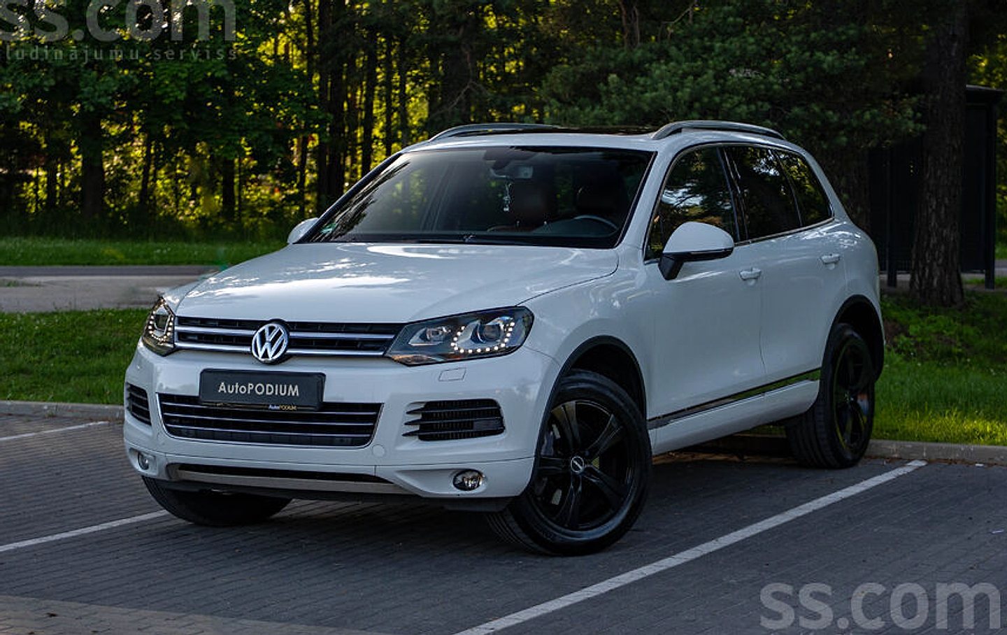 Volkswagen Touareg, 2014. gads