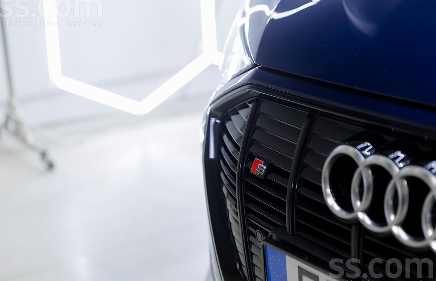 Audi E-tron — foto 5