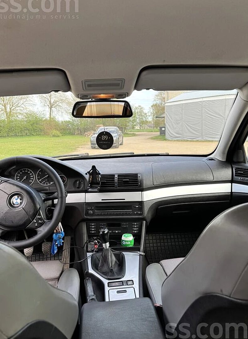BMW 520 — foto 4