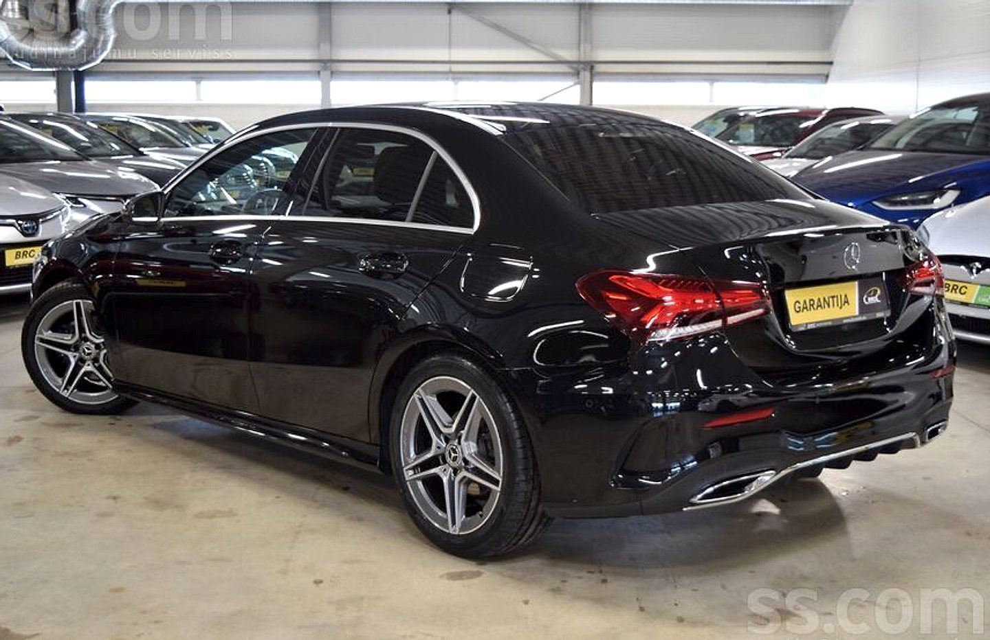 Mercedes-Benz A180 — foto 2