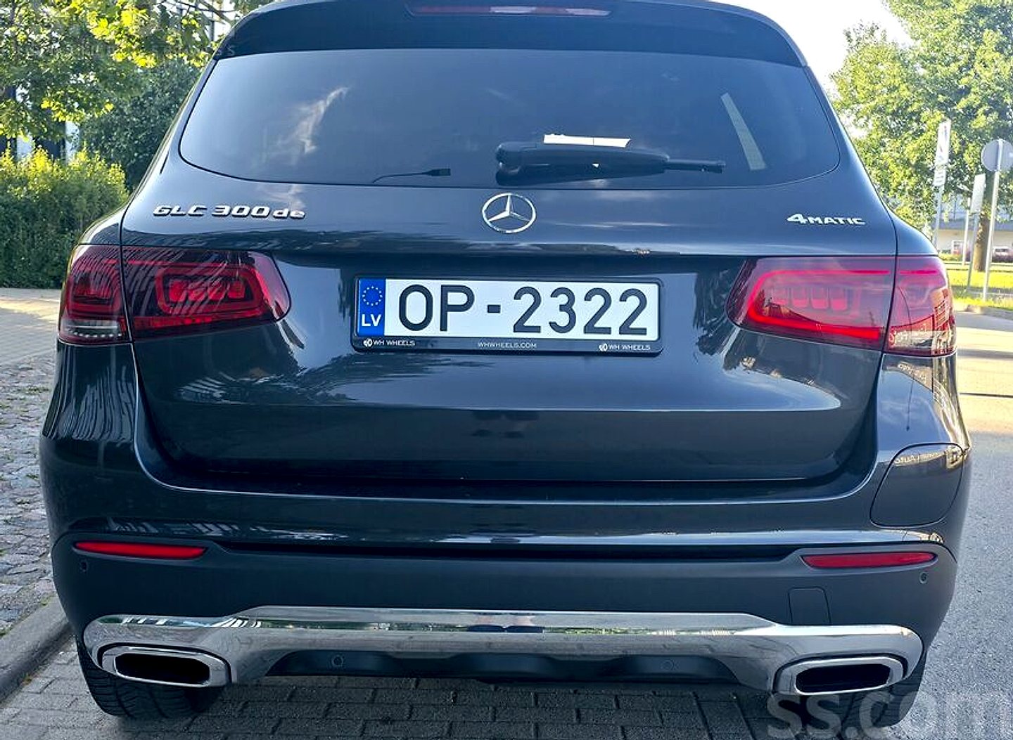 Mercedes-Benz GLC 300 — foto 6