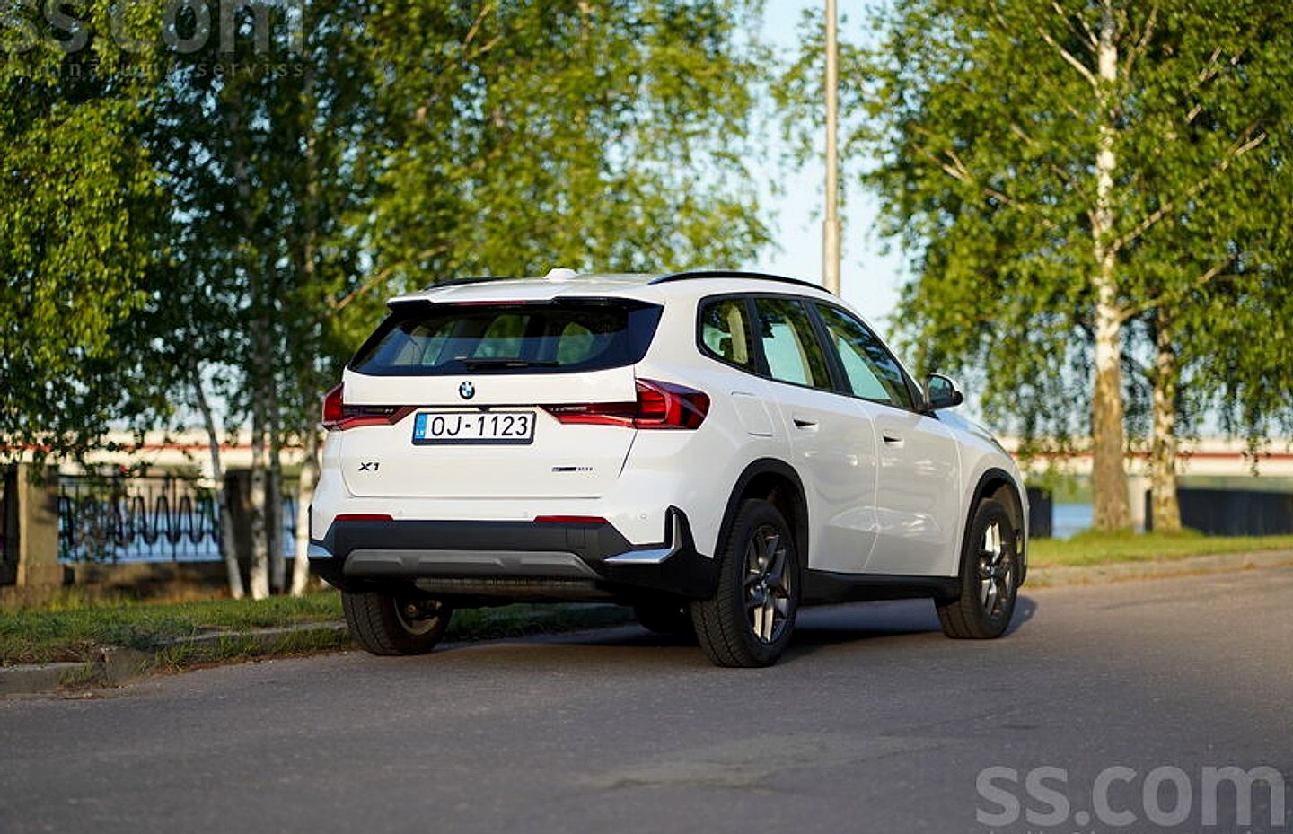 BMW X1 — foto 3