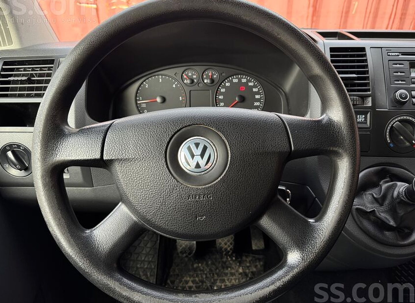 Volkswagen Multivan — foto 5