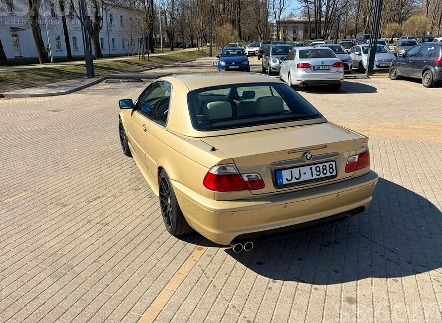 BMW 330 — foto 2