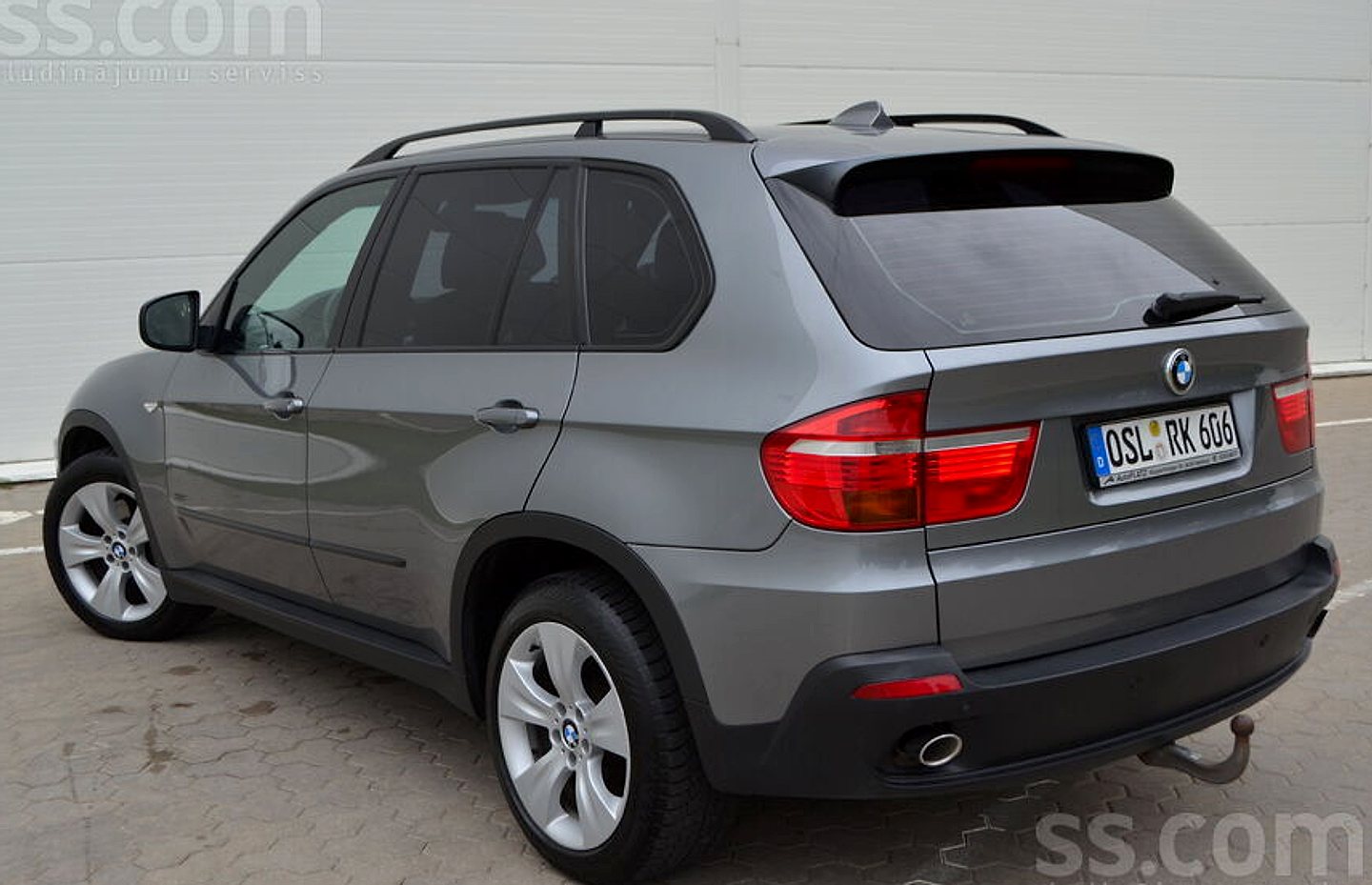 BMW X5 — foto 4