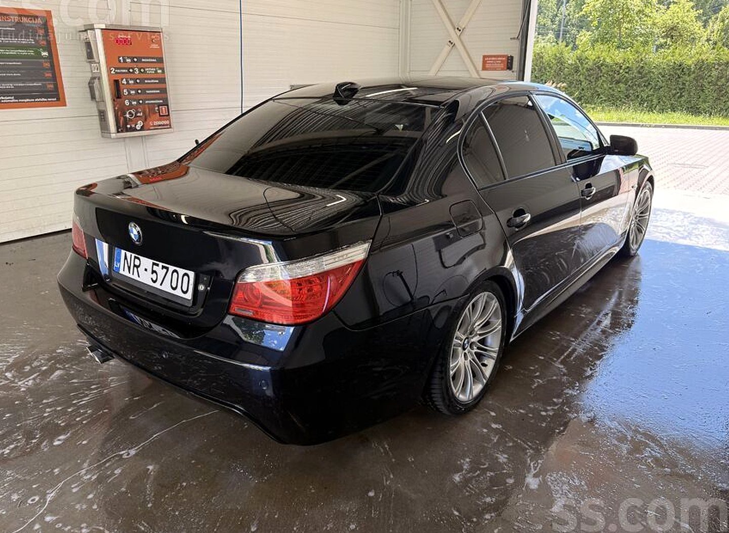 BMW 525 — foto 3