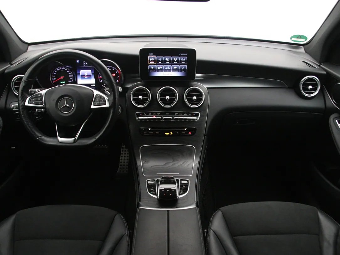 MERCEDES BENZ Glc250 — foto 3