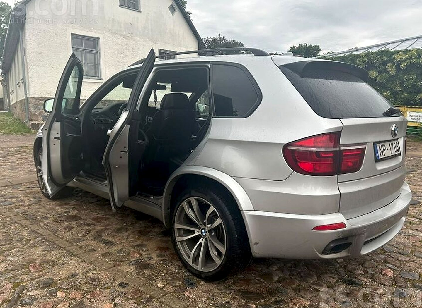 BMW X5 — foto 4