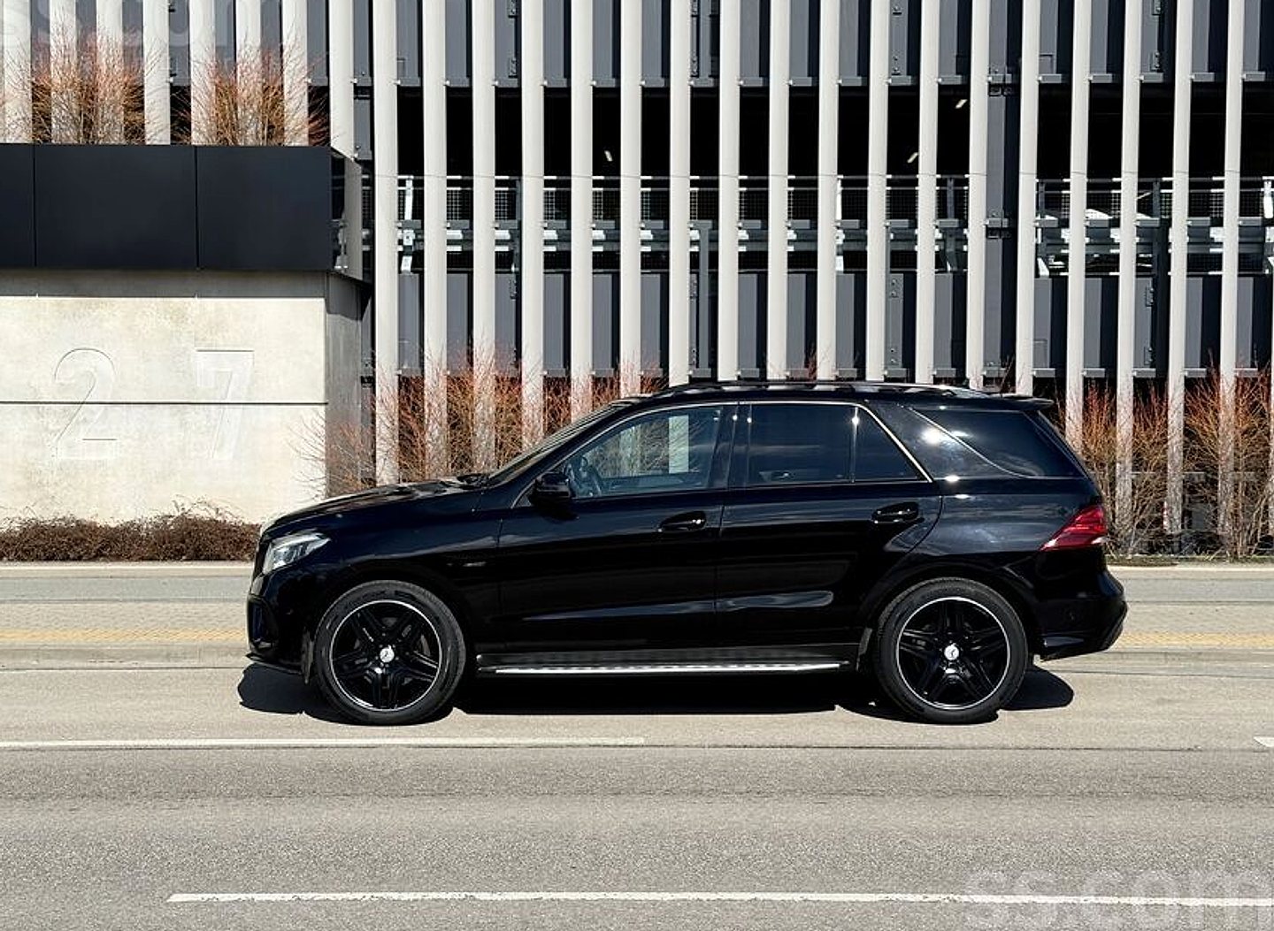 Mercedes-Benz GLE 450 AMG — foto 3