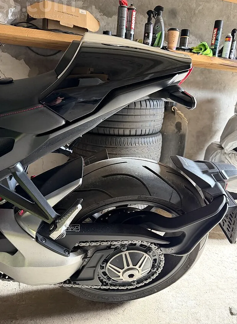 Honda Cb1000Ra, 2020. gads