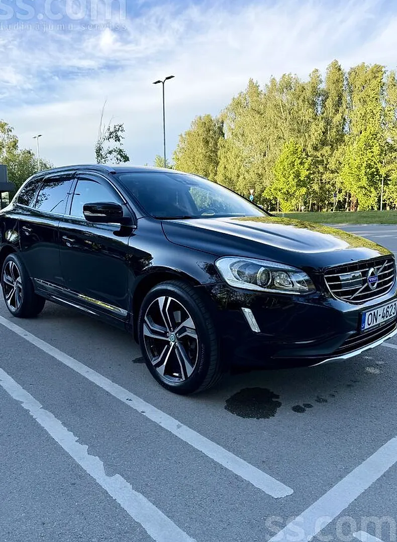 Volvo XC 60, 2015. gads
