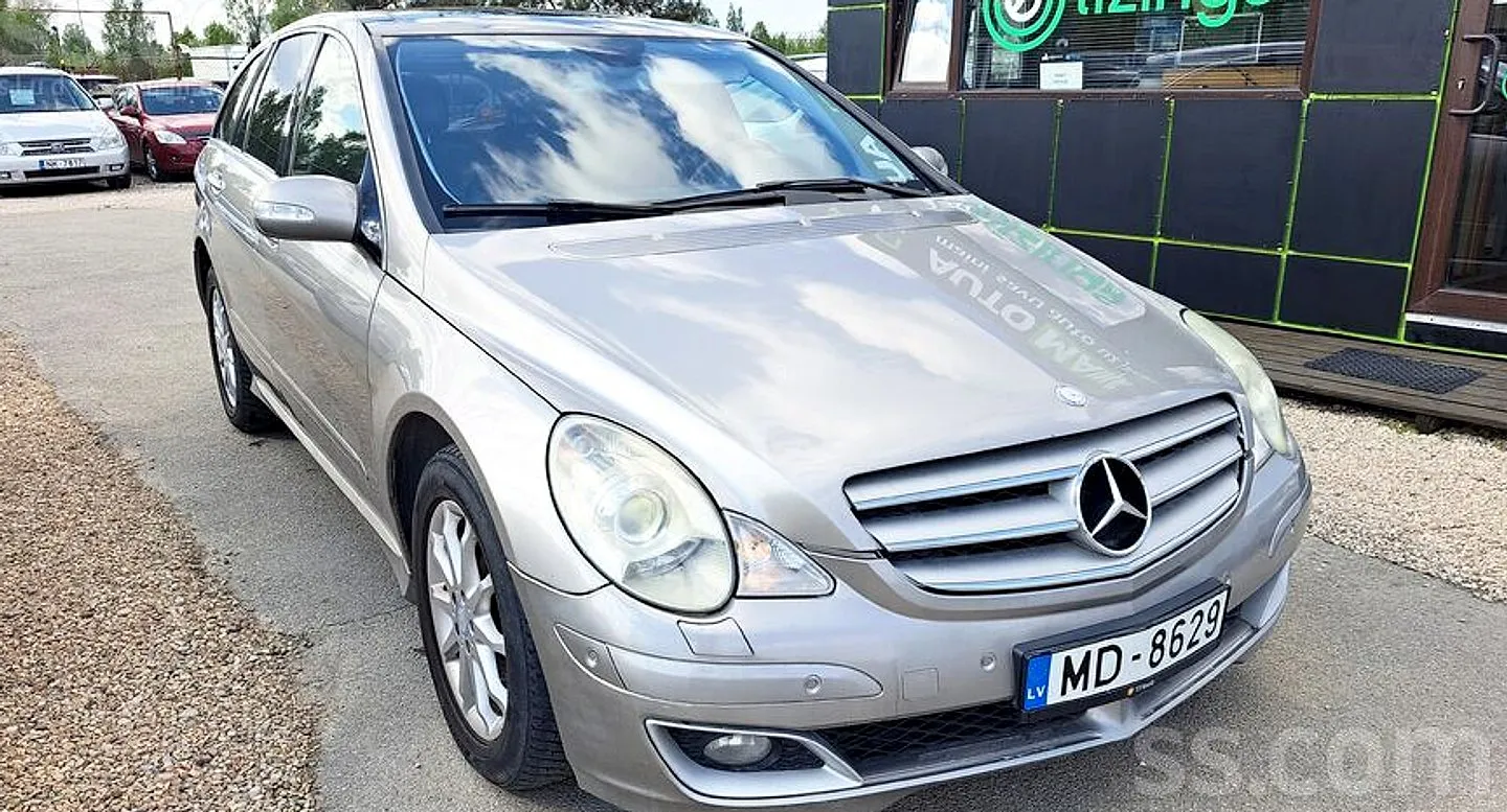 Mercedes-Benz R320