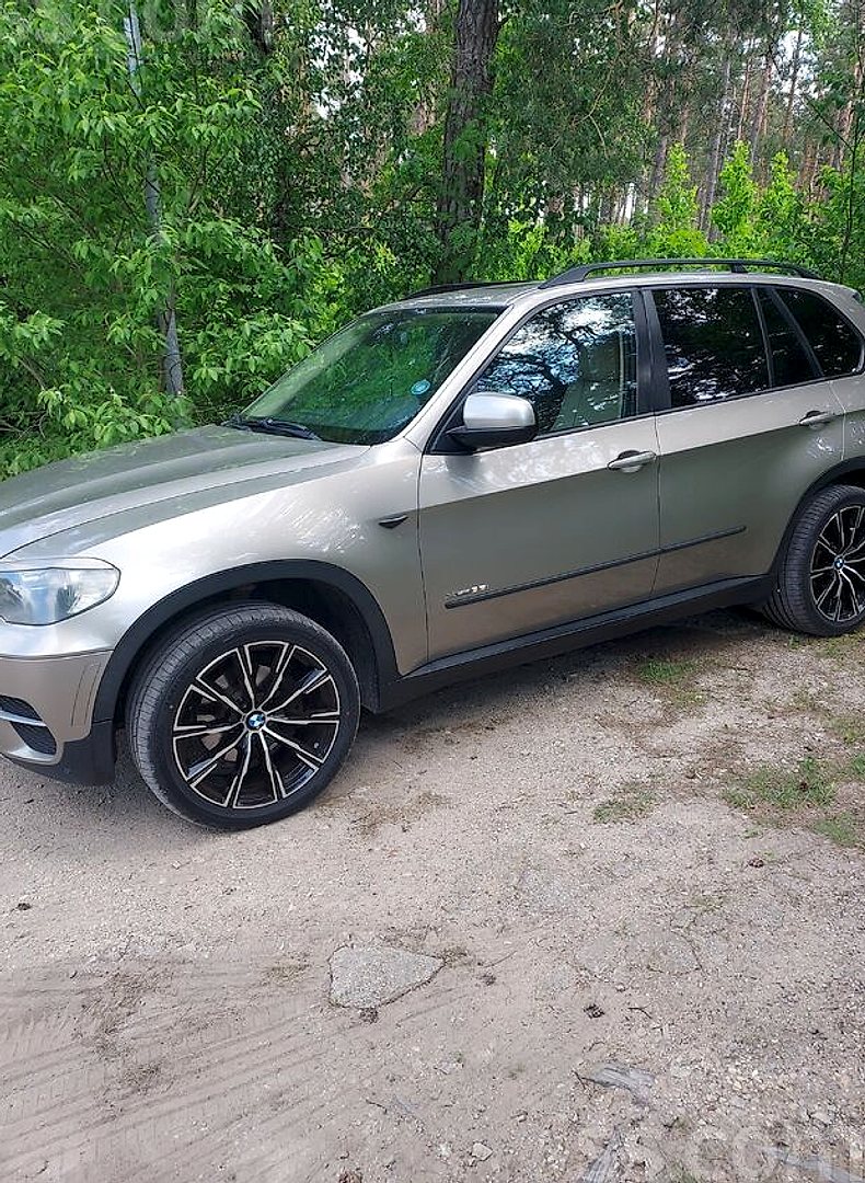 BMW X5 — foto 4