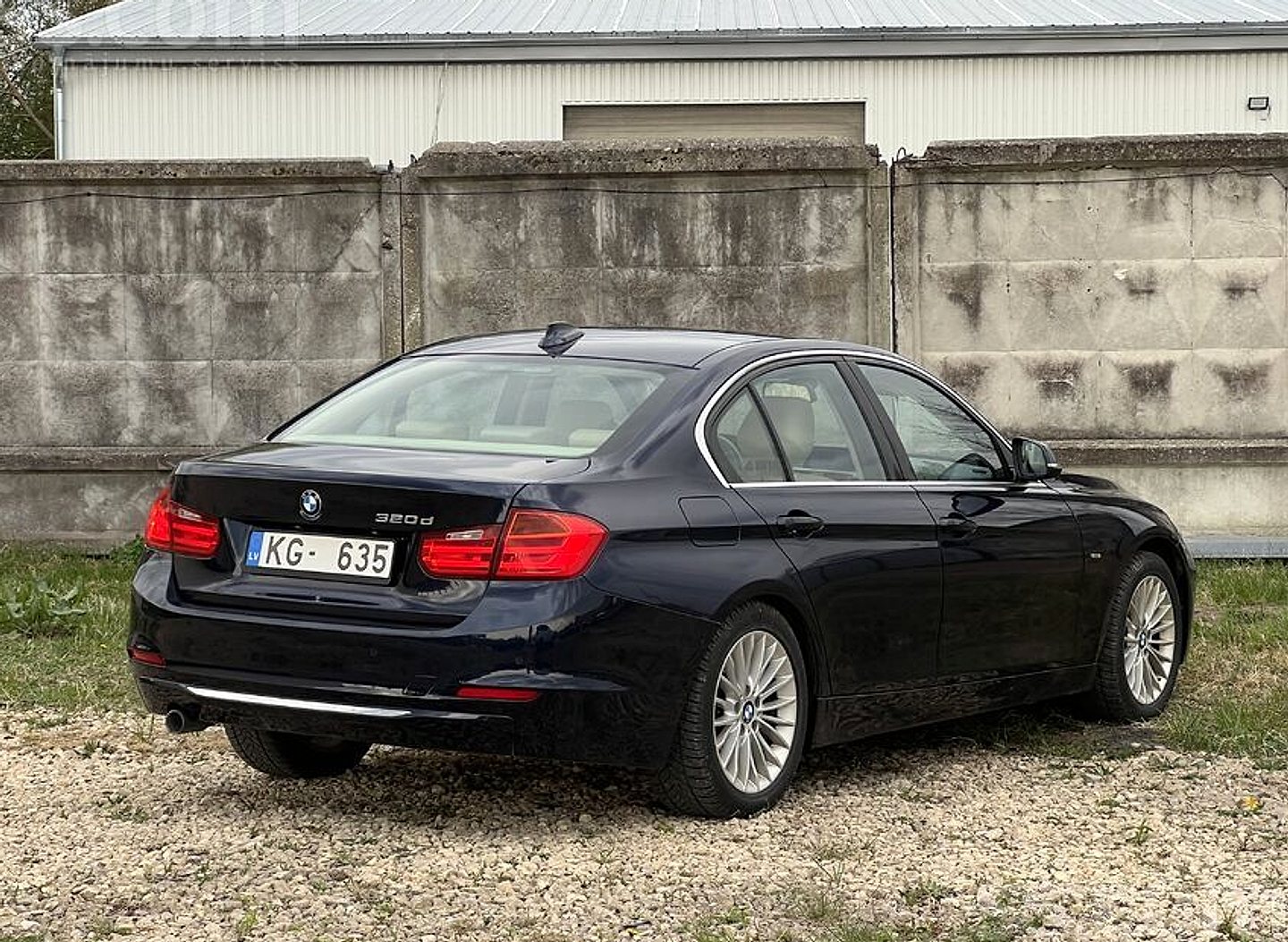 BMW 320 — foto 6