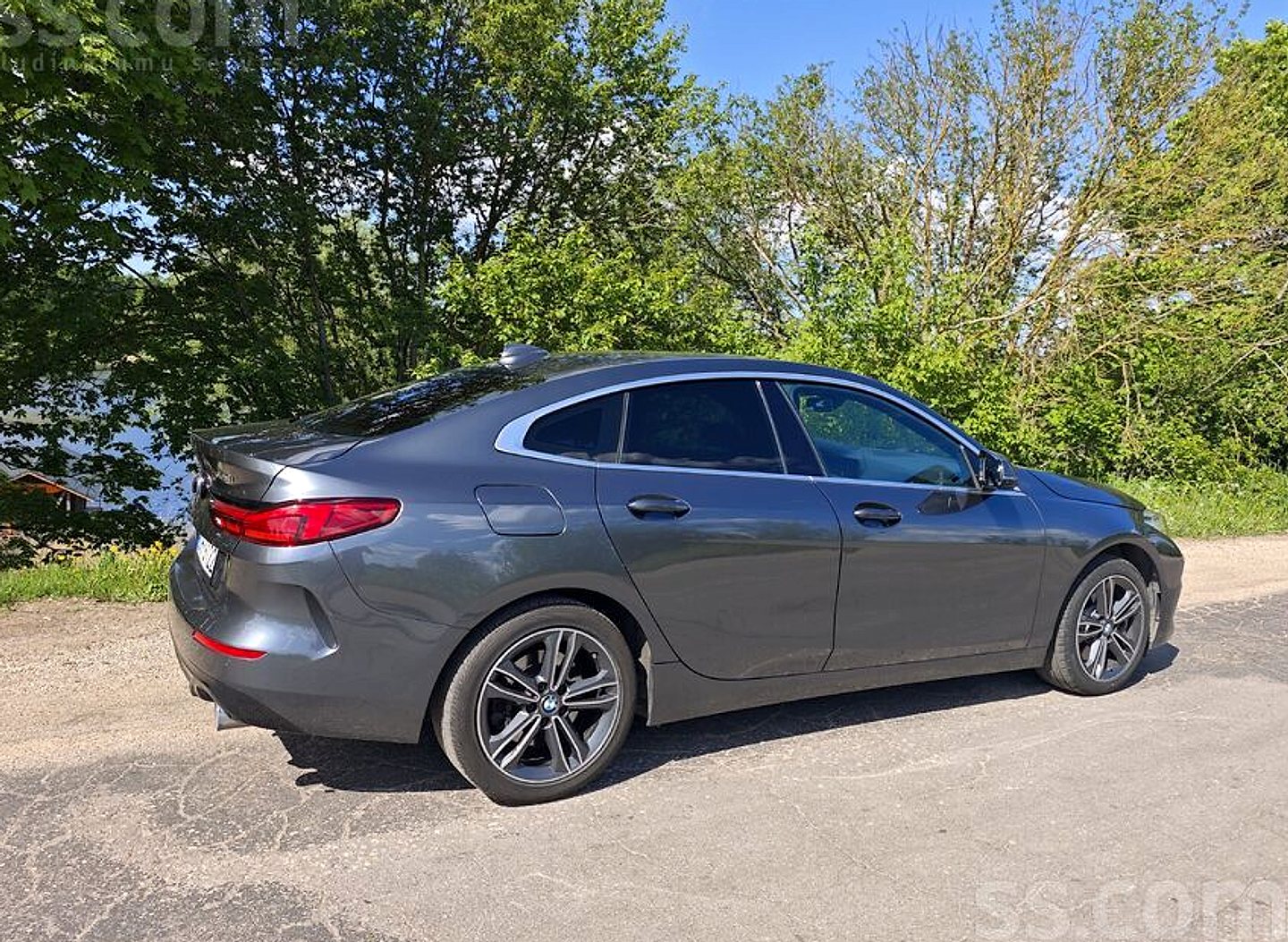 BMW 228 — foto 6
