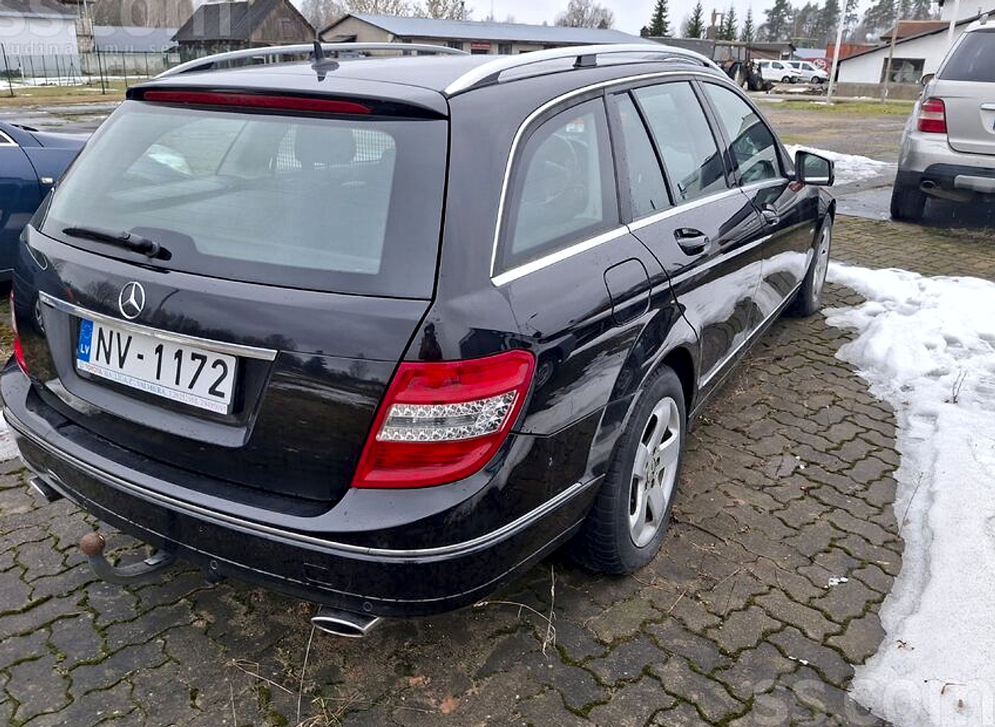 Mercedes-Benz C350 — foto 4